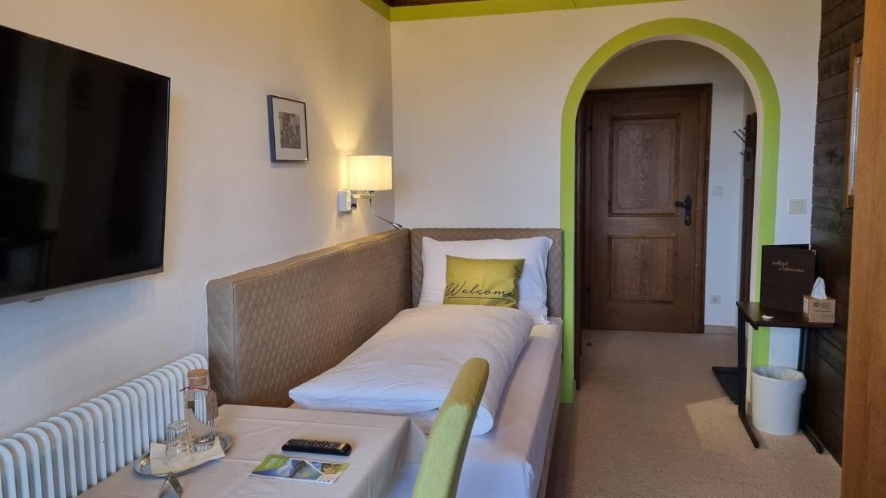 Pension Schoene Aussicht Кухл Екстериор снимка